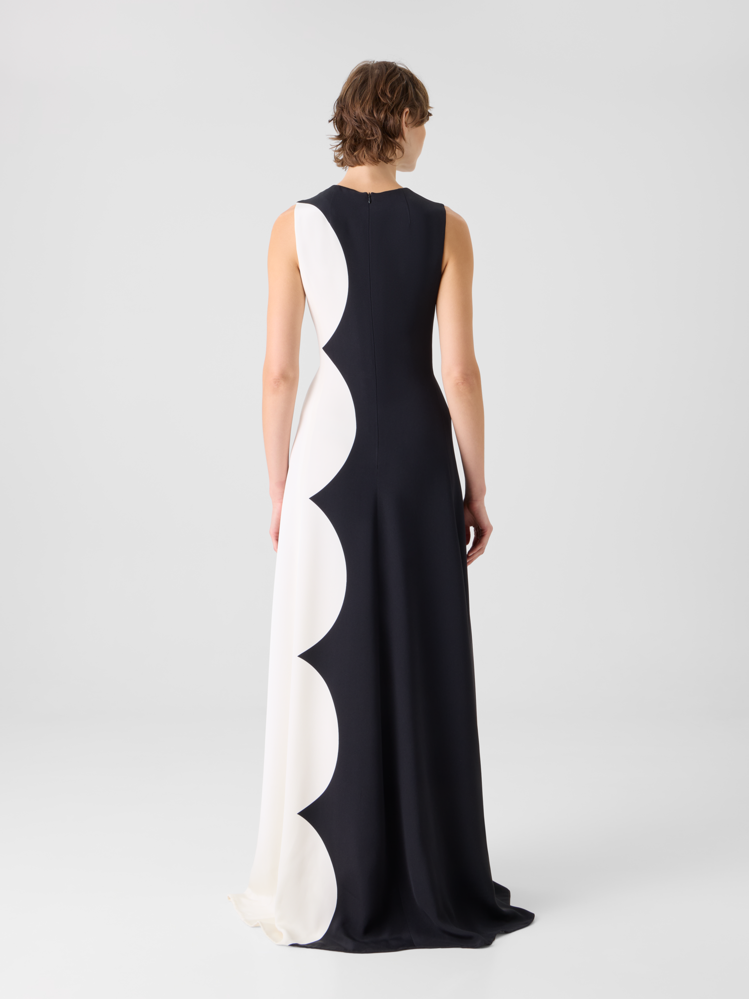 Akris DressesTimeless Cuts Akris Inc. Akris DressesTimeless Cuts Akris Inc.