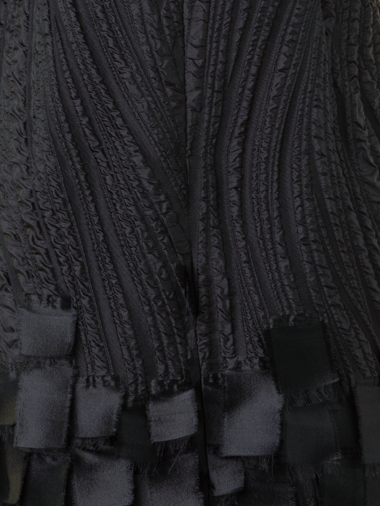 Designer Cocktail Dress in Waves and Ribbons Jacquard - black - neutral