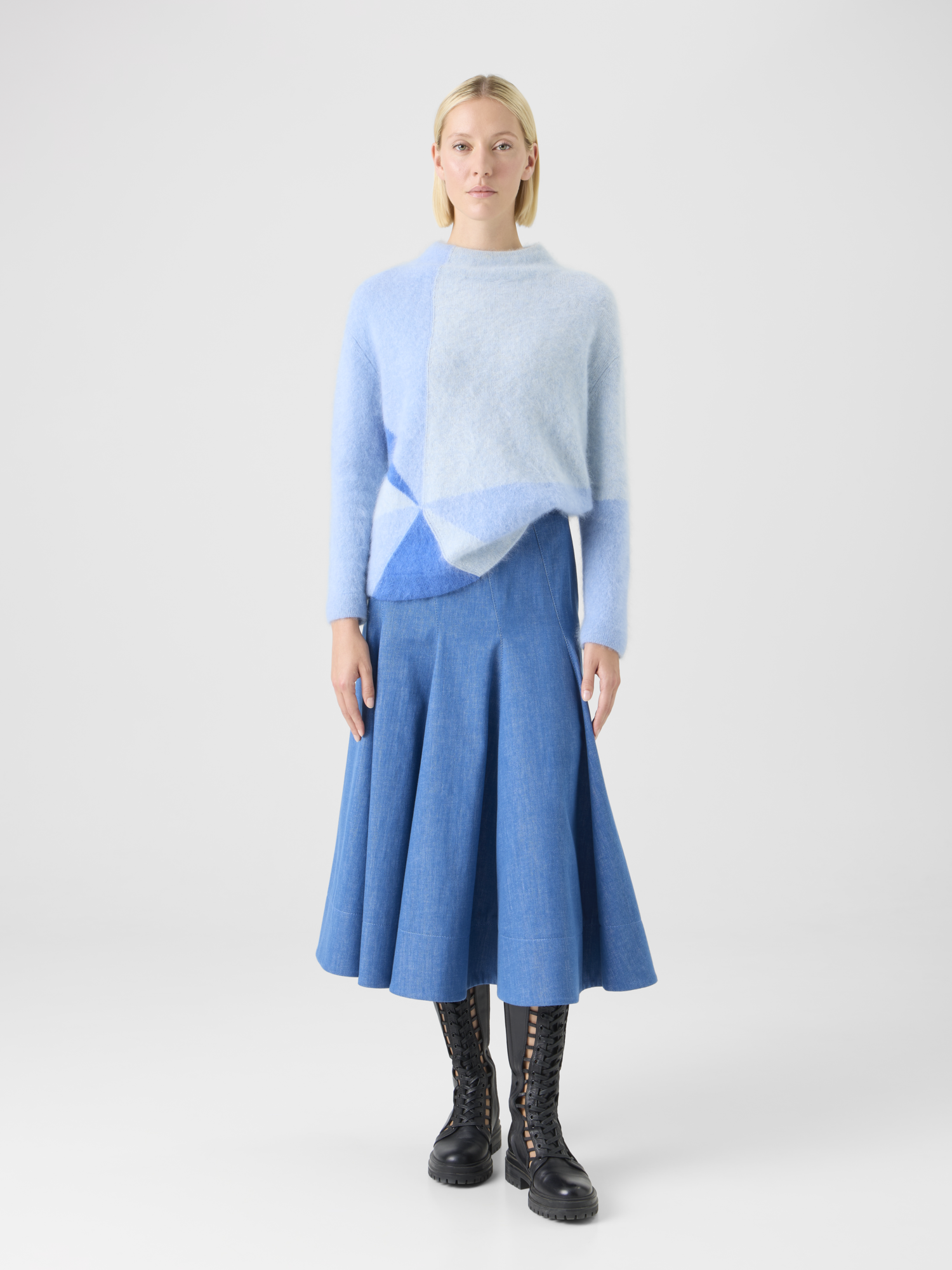 Designer Cloud Cashmere Sweater with Sunbeam Intarsia - blue 