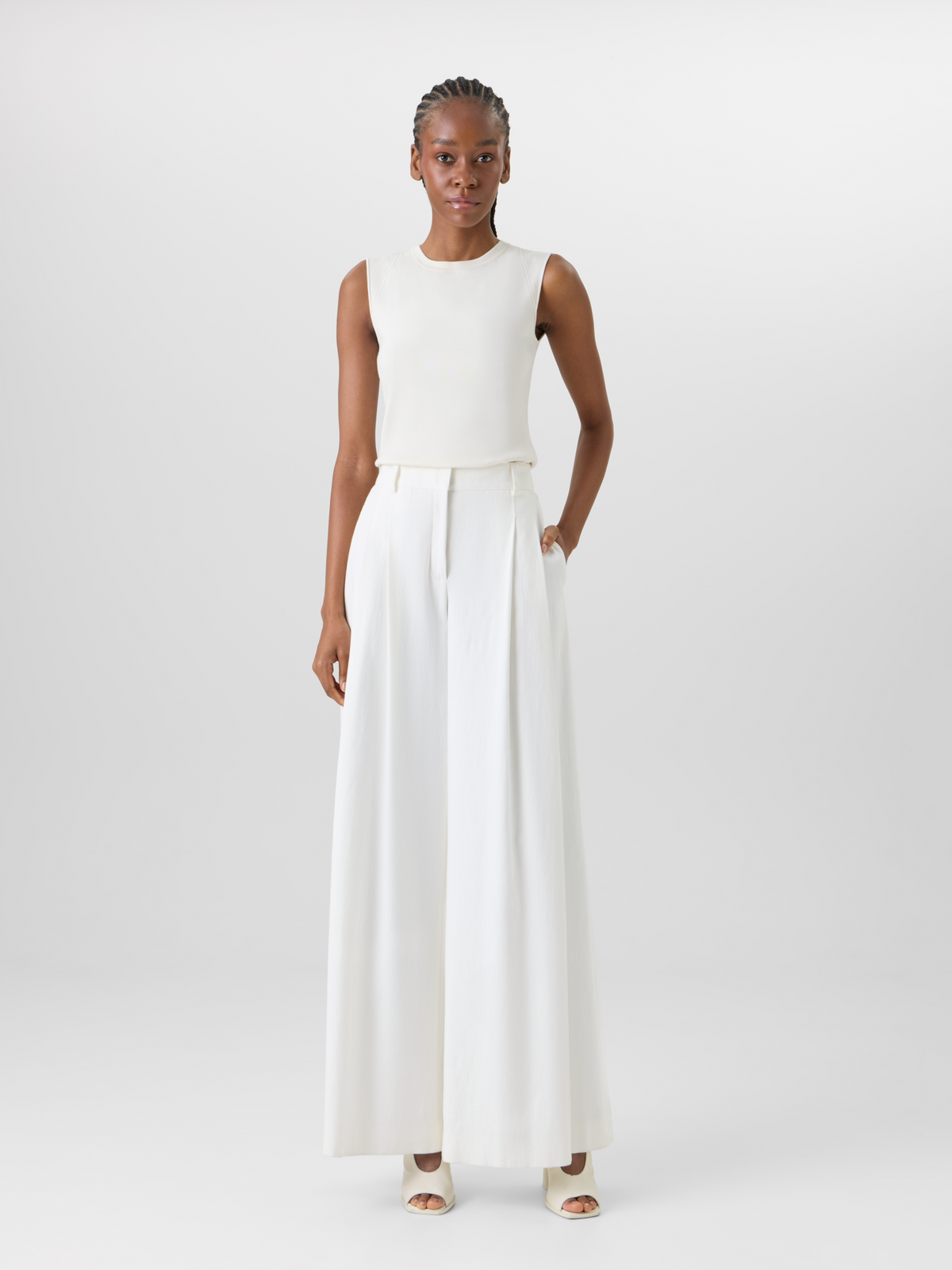 Designer Cassie Flared Wide-Leg Pants in Stretch-Cotton Denim - ecru #editorial