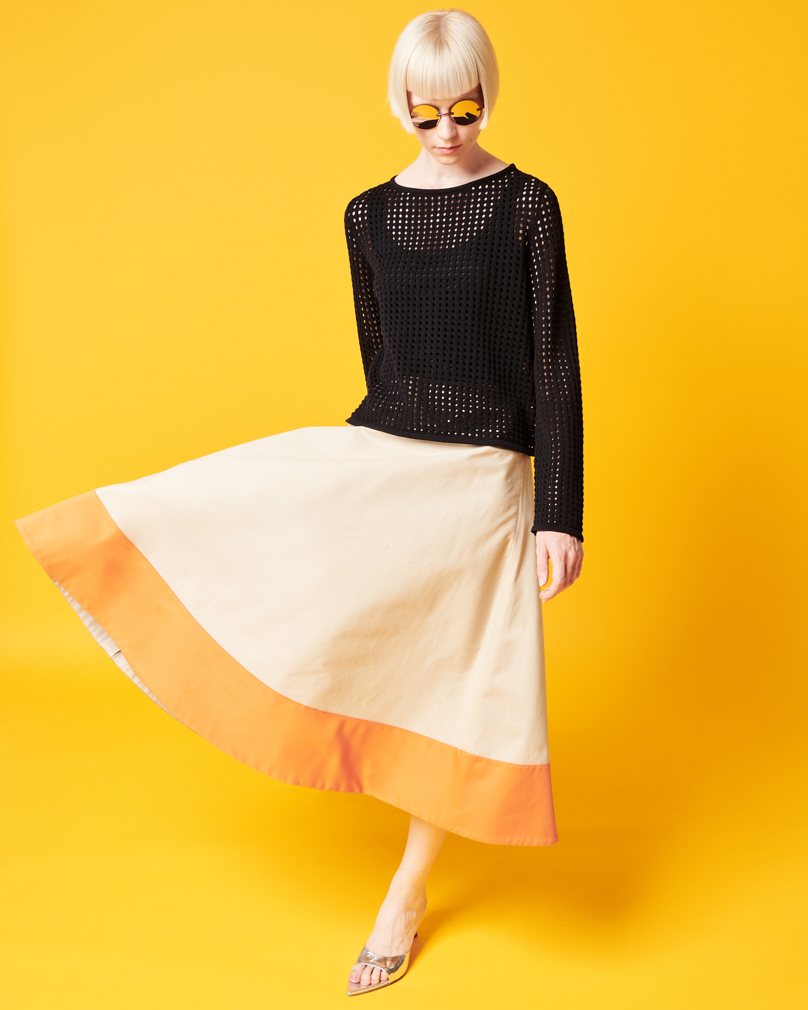 Designer Knit Sweater in Chunky Cotton Mesh - navy - blue 
