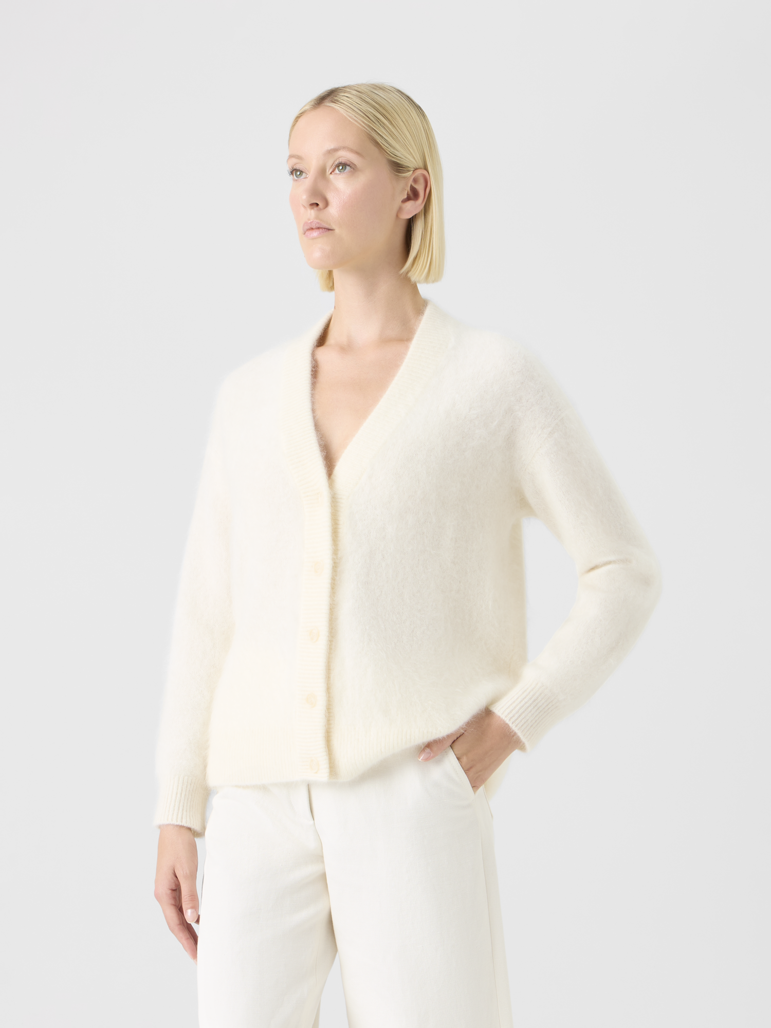 Designer Cloud Cashmere Relaxed Cardigan - ecru 